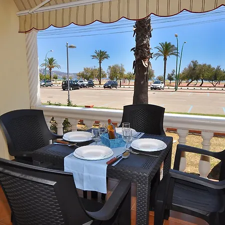 Apartment Bahia 4 Empuriabrava